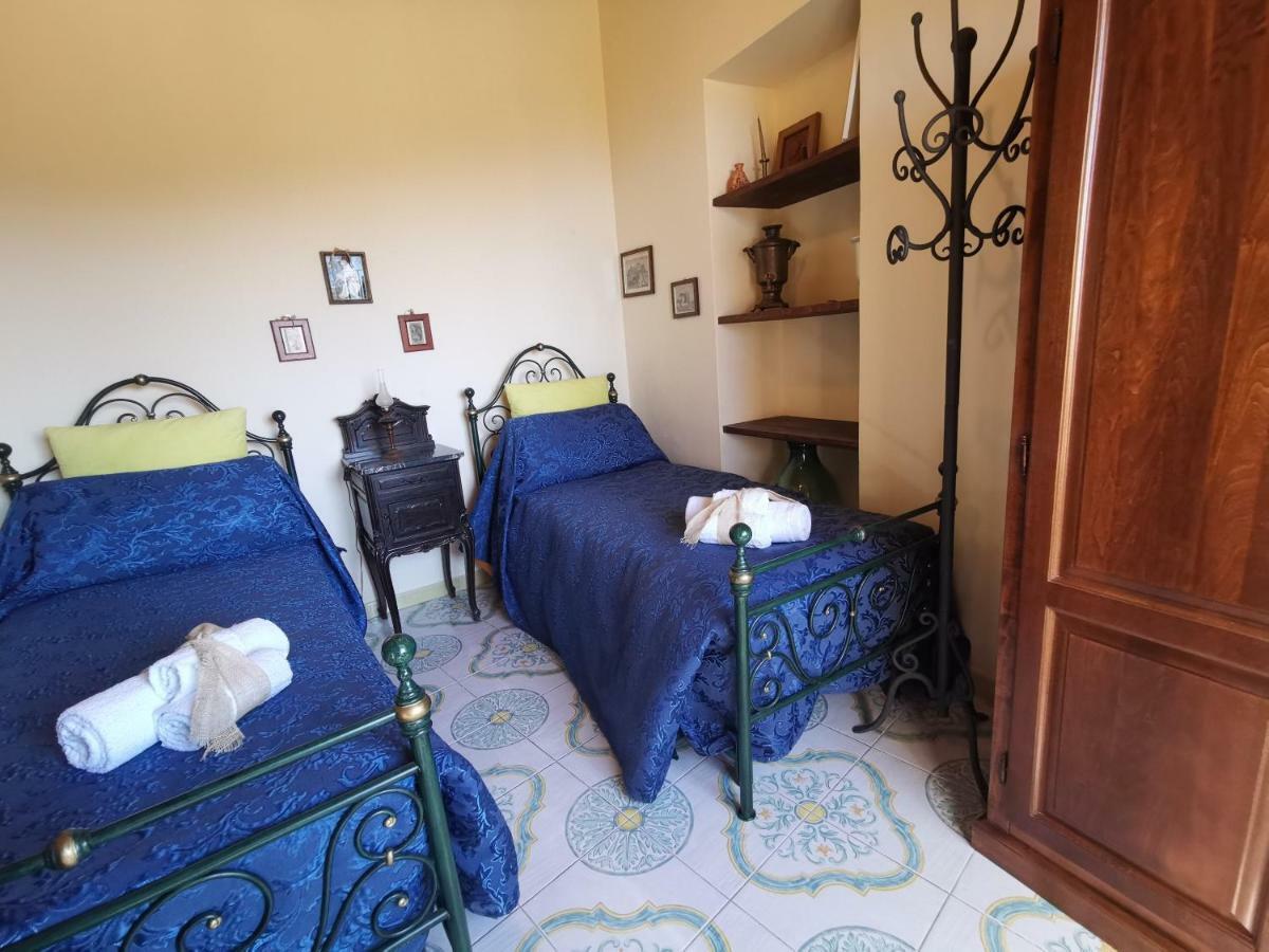 Bed and Breakfast San Noto Antica Residenza Di Caccia Ficarra Exterior foto